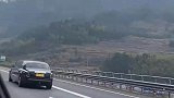 高速上碰上加长劳斯莱斯，这又是哪家老板少爷
