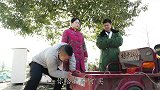 二货买橘子遇上憨头，真是赔了夫人又折兵，结局太搞笑了！