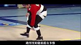 奔跑吧王祖蓝全身木乃伊起飞失败，不仅摔得狗吃屎还被拖着走