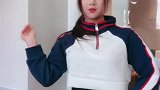 背影已经很迷人，转身更让人心动