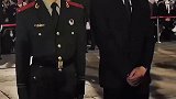 好帅气的武警战士站岗执勤