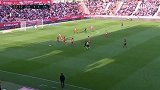 第53分钟瓦伦西亚球员罗德里戈射门