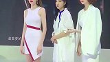 三个小可爱呆呆的