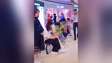 爆笑：老板他们说我扰民，说我穷的叮当响