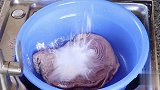 沙姜猪肚的做法，过年用这道菜招待亲朋好友，特有面子