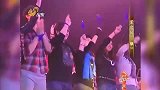 “月亮公主”孟庭苇演唱《飘》，歌声深情动听，全场沸腾