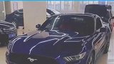 福特野马展示无人启动，声音出来的一瞬间，这款车声浪真好听