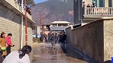 彝族订婚习俗，今天天气有点冷
