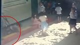 海南临高一幼儿园玻璃窗掉落砸伤6岁女童 教育局已介入调查