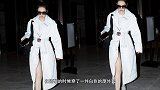 戚薇深夜下班图营业，一身纯白大衣气场全开