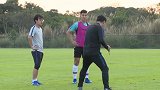 亲历亲为 孙世林训练后得崔康熙亲授技艺