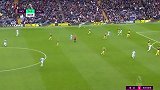 第2分钟曼城球员阿圭罗射门 - 打偏