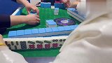 四川麻将：清一色来袭，这把芳芳有没有躲掉