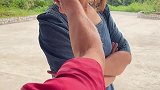 为什么受伤的总是我…