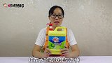 在洗洁精桶上画2个圆圈，割下来套到水龙头上，方便实用