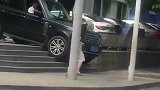 路虎是我玩不起的车，你的操作让人无语了！