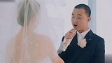回顾婚礼现场，Gai哥对外霸气外露，对老婆可是柔情似水啊