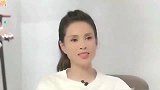 李若彤获奥运冠军送金牌，发视频大秀开心，两人相差岁却似姐妹