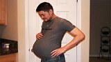 世界上第一个怀孕的男性，生下了两个宝宝，如今怎么样了？