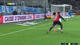 第69分钟里尔球员伊科内射门 - 打偏