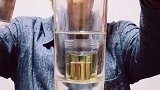 油可以在酒精溶液中以球形悬浮吗