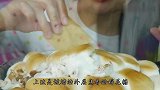 微笑姐吃烤棉花糖，满满一盆，这是要甜掉牙的节奏？