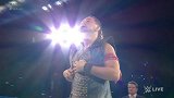 WWE-17年-SD第934期：中邑先下手为强撕打科尔宾 众人拉架比赛不欢而散-花絮