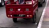 中国网友在国外街头，发现国产三轮车，感慨祖国的强大