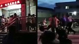 惠州一小学老师涉嫌猥亵多名小学生 数名家长怒将其围困