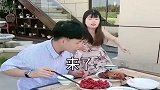 姐姐整天来蹭饭，夫妻俩无奈只能使出这招，看完憋住别笑