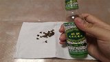 花露水和花椒一起用，别提多厉害，至少一半人都用得上，记得学学