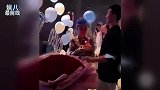 窦骁为何超莲庆生，揽入怀里热吻太甜蜜，豪宅曝光现场富二代齐聚