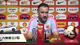 上港上下半场判若两队  佩雷拉调侃是一场大雨浇醒了球员