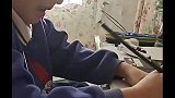 一不留神就去捣乱，粘人的猫咪可爱