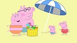 小猪佩奇：佩琪和乔治在海边，套上救生圈，就可以下海了