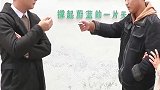 小伙将赶嫂子和侄子扫地出门，侄子长大回家，亲手夺回失去的尊严