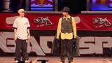法国机械舞舞王萨拉的表演，简直出神入化了！看不够！