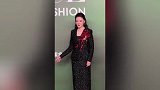 57岁周涛红毯状态惊艳