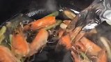 海鲜粥家庭版做法来了，看着秀色可餐，入口回味无穷