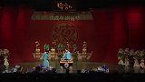 孟鹤堂周九良爸爸爱唱歌，刚唱就把门牙唱飞了，还好一把抓住了