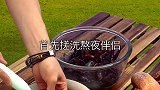 世上太多会出人意料的事了 比如 你以为我会举个例子  十三香小龙虾