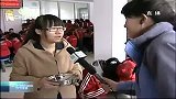 玉树地震两周年-20120414-玉树冲刺连线：学校学生开始晚餐、志愿者忙碌