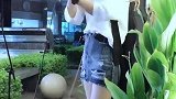 最近这妹子要火了，室外演唱《拥抱你离去》，我都要被圈粉了！