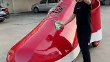 这鞋擦的真不容易