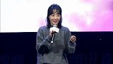 白百何气质开挂了！红毯生图曝光，35岁穿灰色雪纺裙美得太温柔