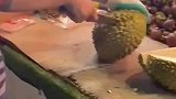 你遇到这样切开的榴莲，心里有没有慌一下