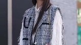 清纯干净的女生。
