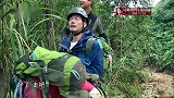 贝爷让大家挑战吃蚕，众人一脸惊吓，直呼不要