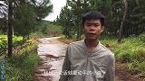 小海在马路边捡到一盒香烟，打开一看发现大量现金，这可咋办？
