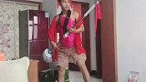 非常时期在家自娱自乐，舞台无处不在跟着节奏嗨起来